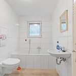 Worker Near Stuttgart, Nürtingen, Autobahn A8, Parking,wifi,smart,smart Tv Apartment