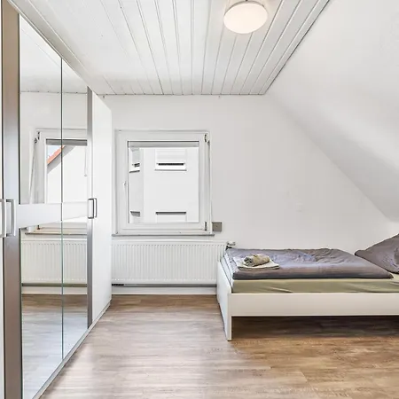 Worker Near Stuttgart, Autobahn A8, Parking, Wifi, Smart Tv Lejlighed