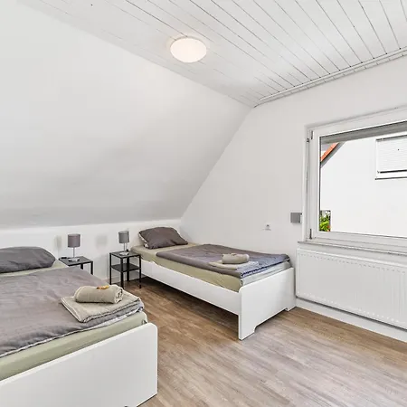 Lejlighed Worker Near Stuttgart, Autobahn A8, Parking, Wifi, Smart Tv Oberboihingen