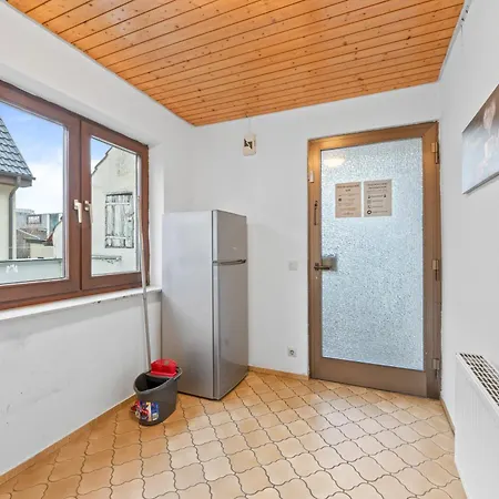 Lägenhet Monteur Near Stuttgart Parking,wifi,smart,smart Tv Oberboihingen