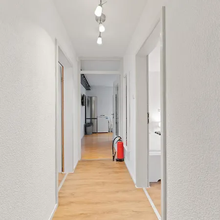 Lejlighed Worker Near Stuttgart, Autobahn A8, Parking, Wifi, Smart Tv