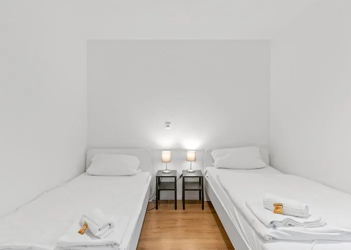 דירה Worker Near Stuttgart, Nuertingen, Autobahn A8, Parking,wifi,smart,smart Tv Oberboihingen