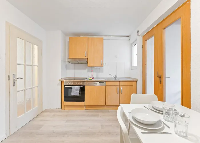 דירה Worker Near Stuttgart, Nuertingen, Autobahn A8, Parking,wifi,smart,smart Tv Oberboihingen