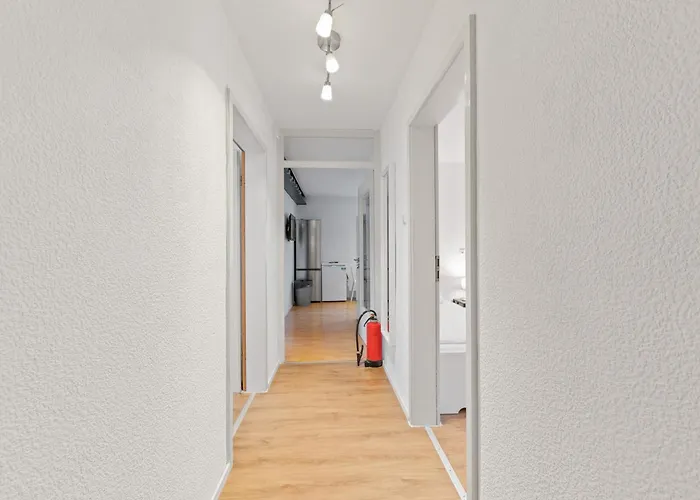 דירה Worker Near Stuttgart, Nuertingen, Autobahn A8, Parking,wifi,smart,smart Tv