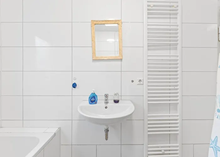 Worker Near Stuttgart, Nuertingen, Autobahn A8, Parking,wifi,smart,smart Tv דירה Oberboihingen